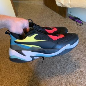 Selling puma spectra’s (black) and rs-0 (white)